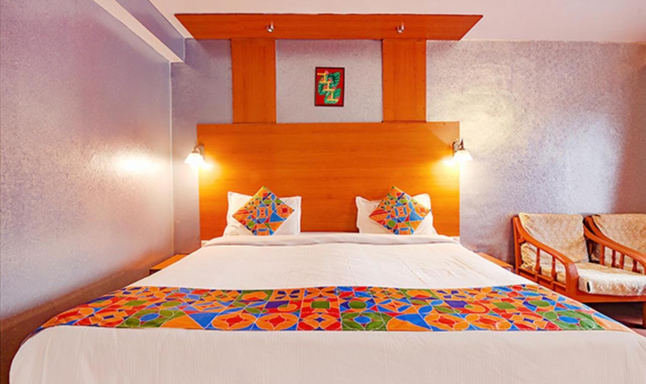 Fabhotel Khems Shoram Palace Road Уті Екстер'єр фото