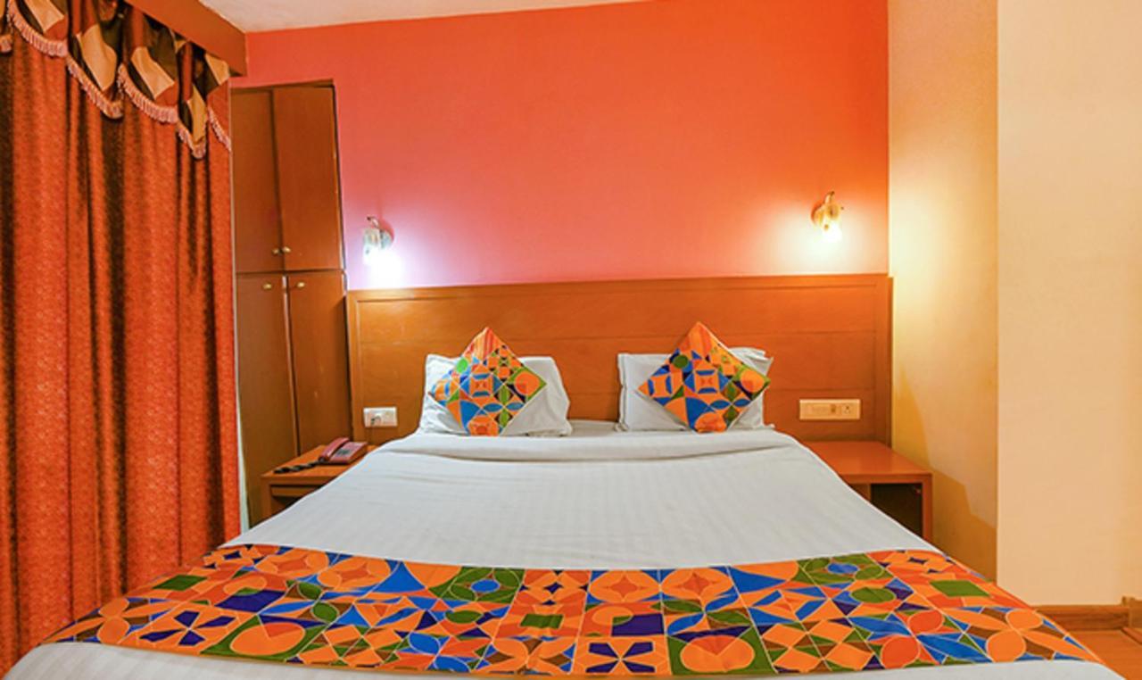 Fabhotel Khems Shoram Palace Road Уті Екстер'єр фото