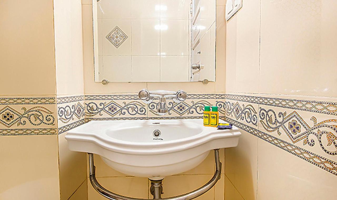 Fabhotel Khems Shoram Palace Road Уті Екстер'єр фото