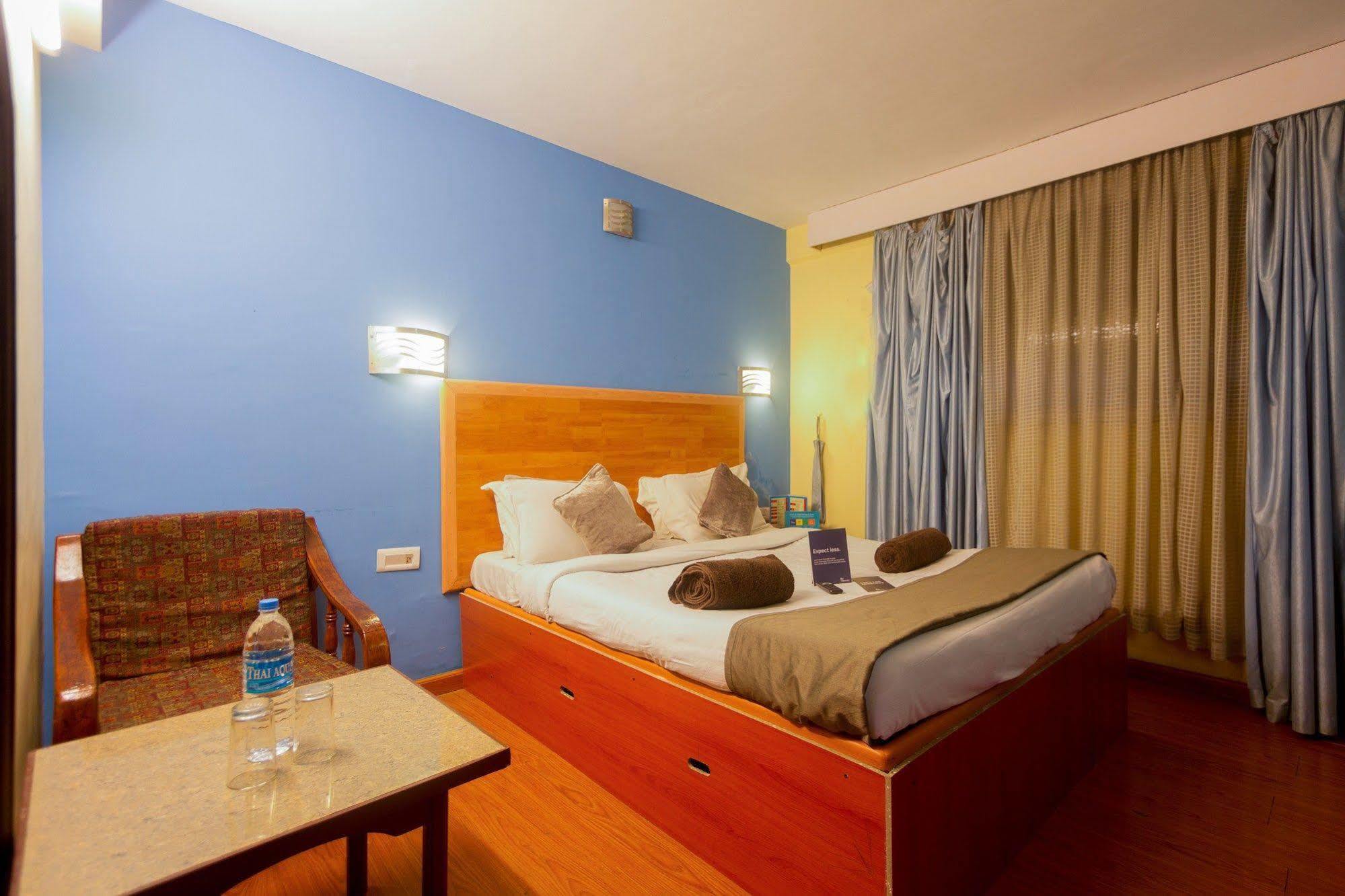 Fabhotel Khems Shoram Palace Road Уті Екстер'єр фото