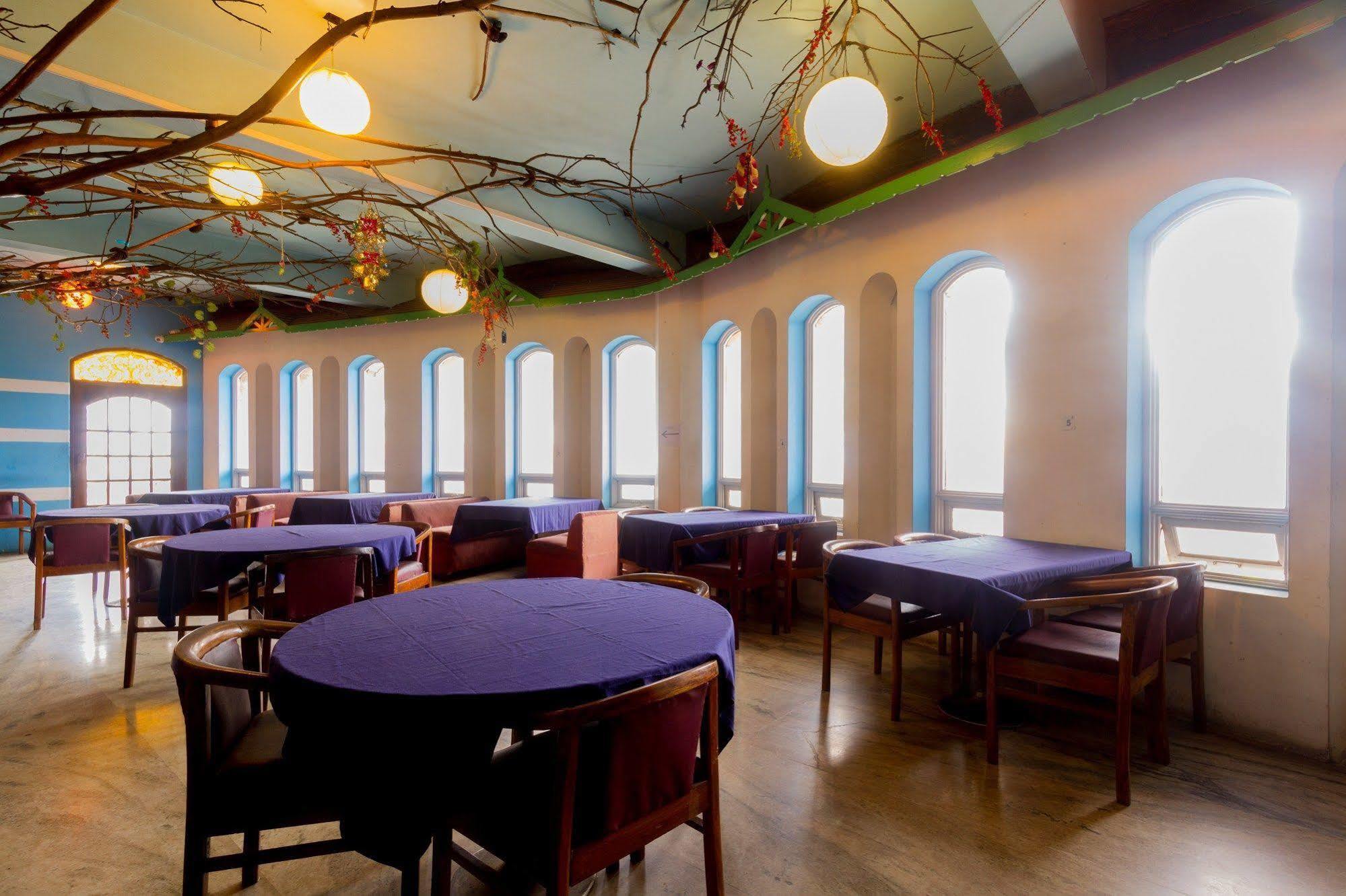 Fabhotel Khems Shoram Palace Road Уті Екстер'єр фото